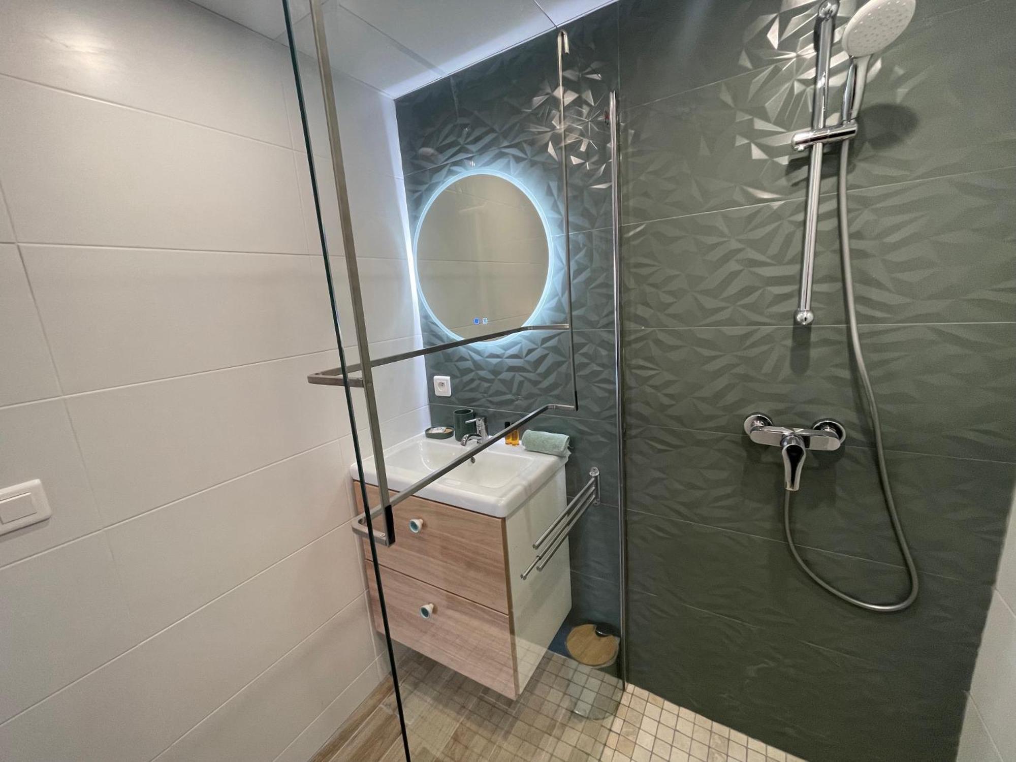 Homelivia Av Jean Medecin Nice Quarto foto